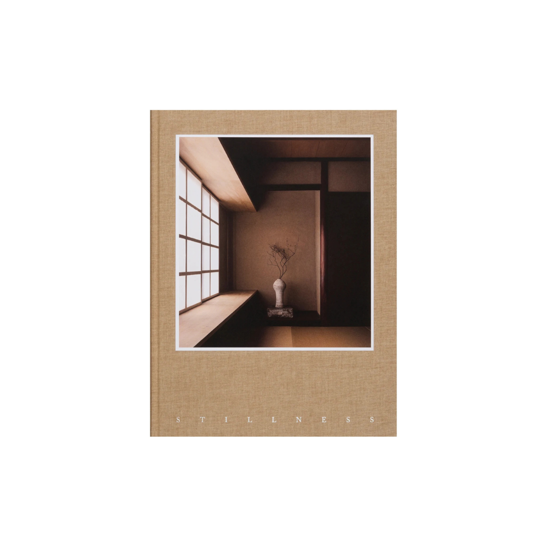GESTALTEN Stillness