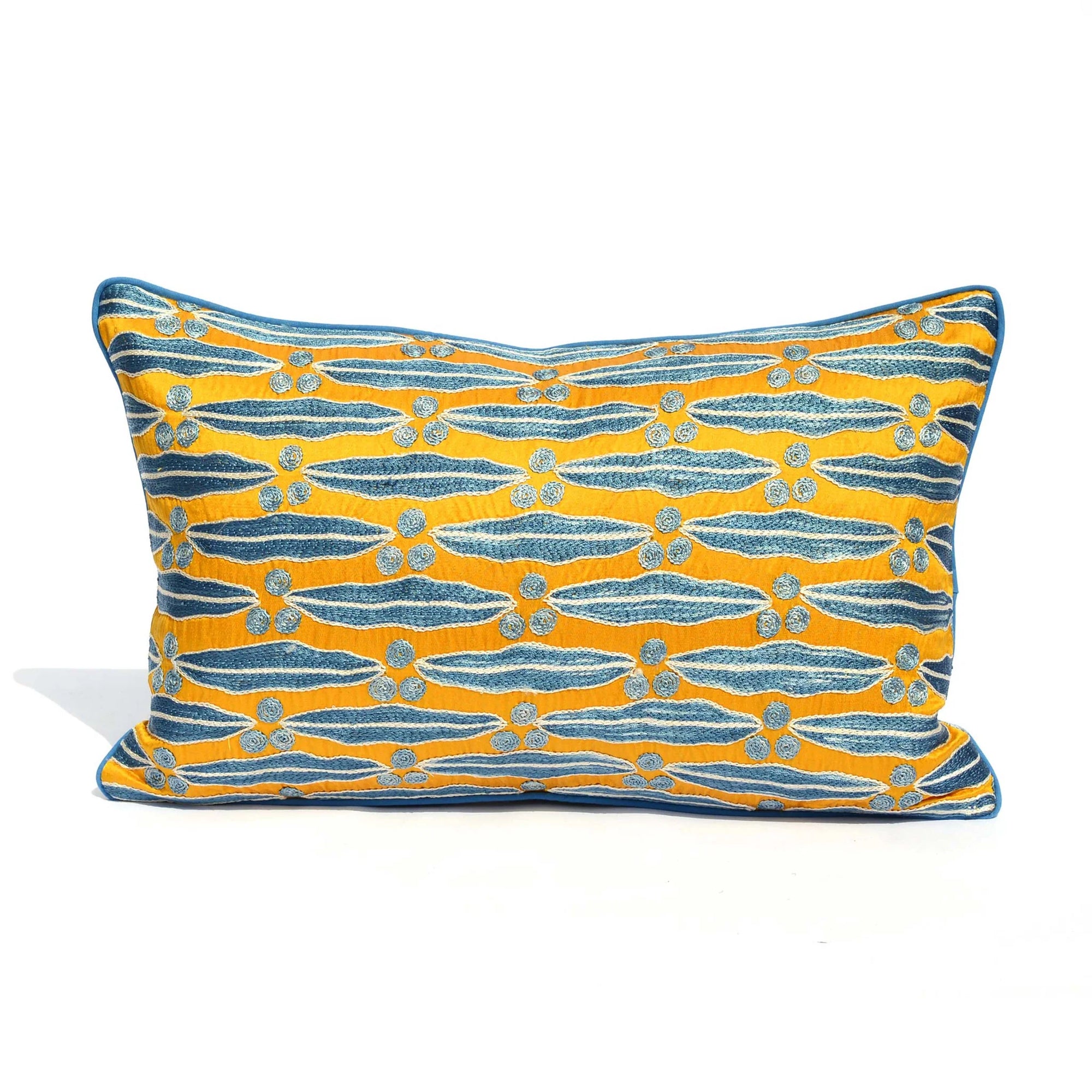 KUSHAAN Suzani cushion 'Pari'